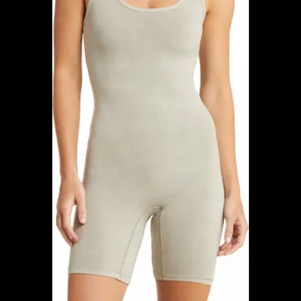 Skims Seamless Beige Bodysuit